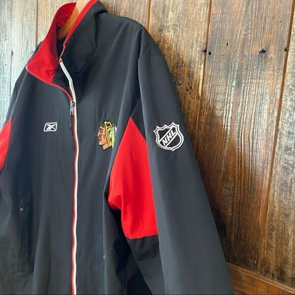 RBK Sz L Black Red Chicago Indian Logo Blackhawks Hockey Windbreaker Jacket - Picture 4 of 12